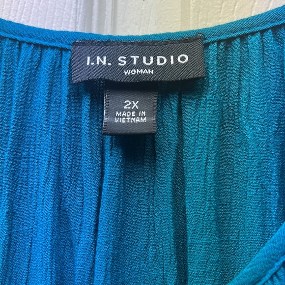 NWT Blouse - Picture 3 of 3